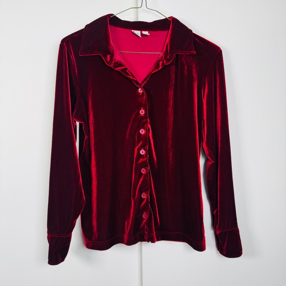 Gap Womens Burgundy Stretch Velvet Button Down Shirt Long Sleeve Red Top Size M